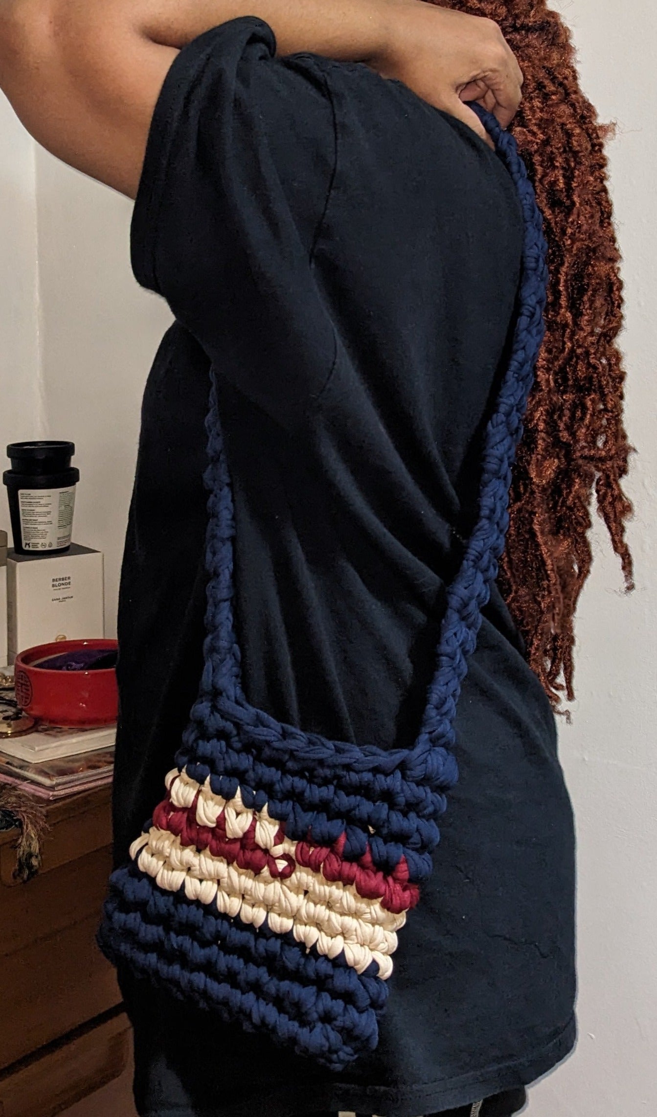 Navy, Berries & Cream Bubble Pouch